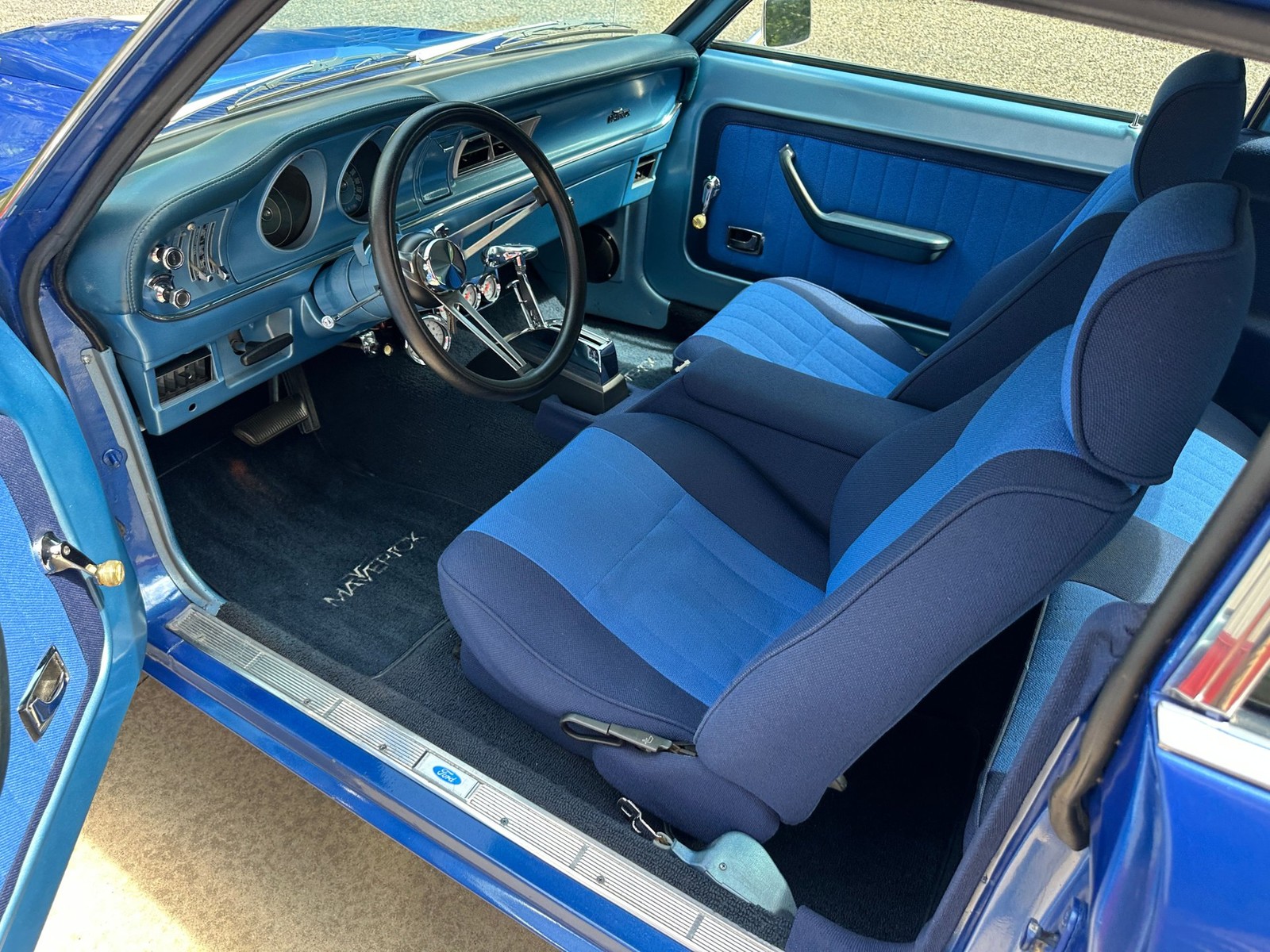 Ford-Maverick-1974-Coupe-21