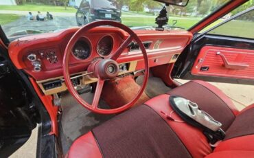 Ford-Maverick-1977-Black-Red-2