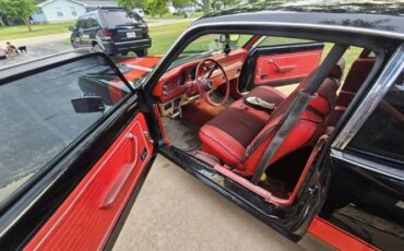 Ford-Maverick-1977-Black-Red-4