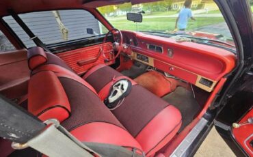 Ford-Maverick-1977-Black-Red-5