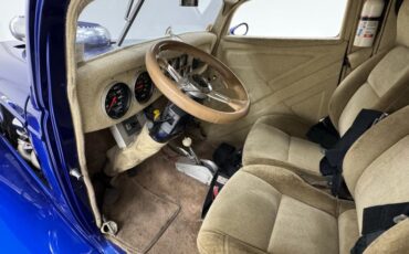 Ford-Model-40-1933-Medium-Blue-Metallic-Tan-41