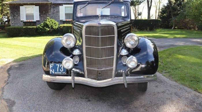 Ford-Model-48-1935-Black-Brown-3