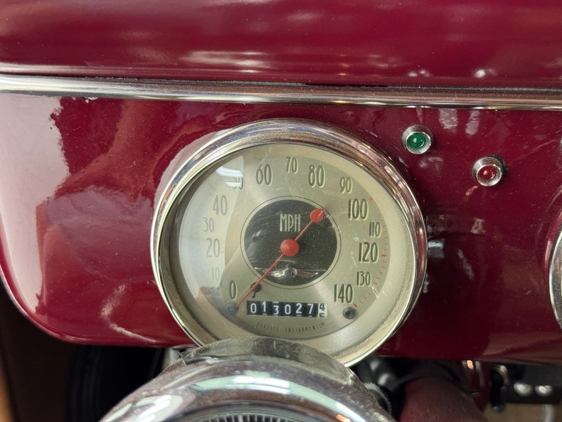 Ford-Model-48-1935-Royal-Maroon-Metalli-Saddle-2