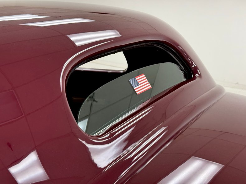 Ford-Model-48-1935-Royal-Maroon-Metalli-Saddle-24