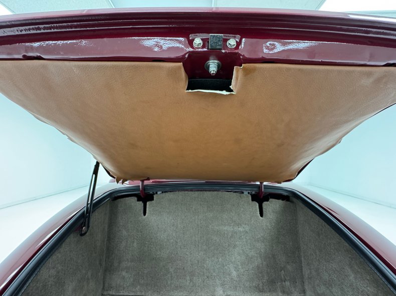 Ford-Model-48-1935-Royal-Maroon-Metalli-Saddle-33