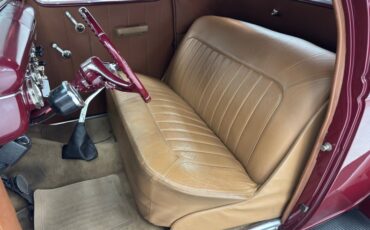 Ford-Model-48-1935-Royal-Maroon-Metalli-Saddle-39