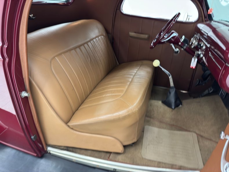 Ford-Model-48-1935-Royal-Maroon-Metalli-Saddle-49