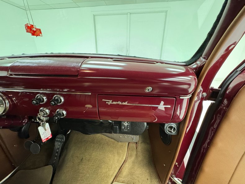 Ford-Model-48-1935-Royal-Maroon-Metalli-Saddle-5