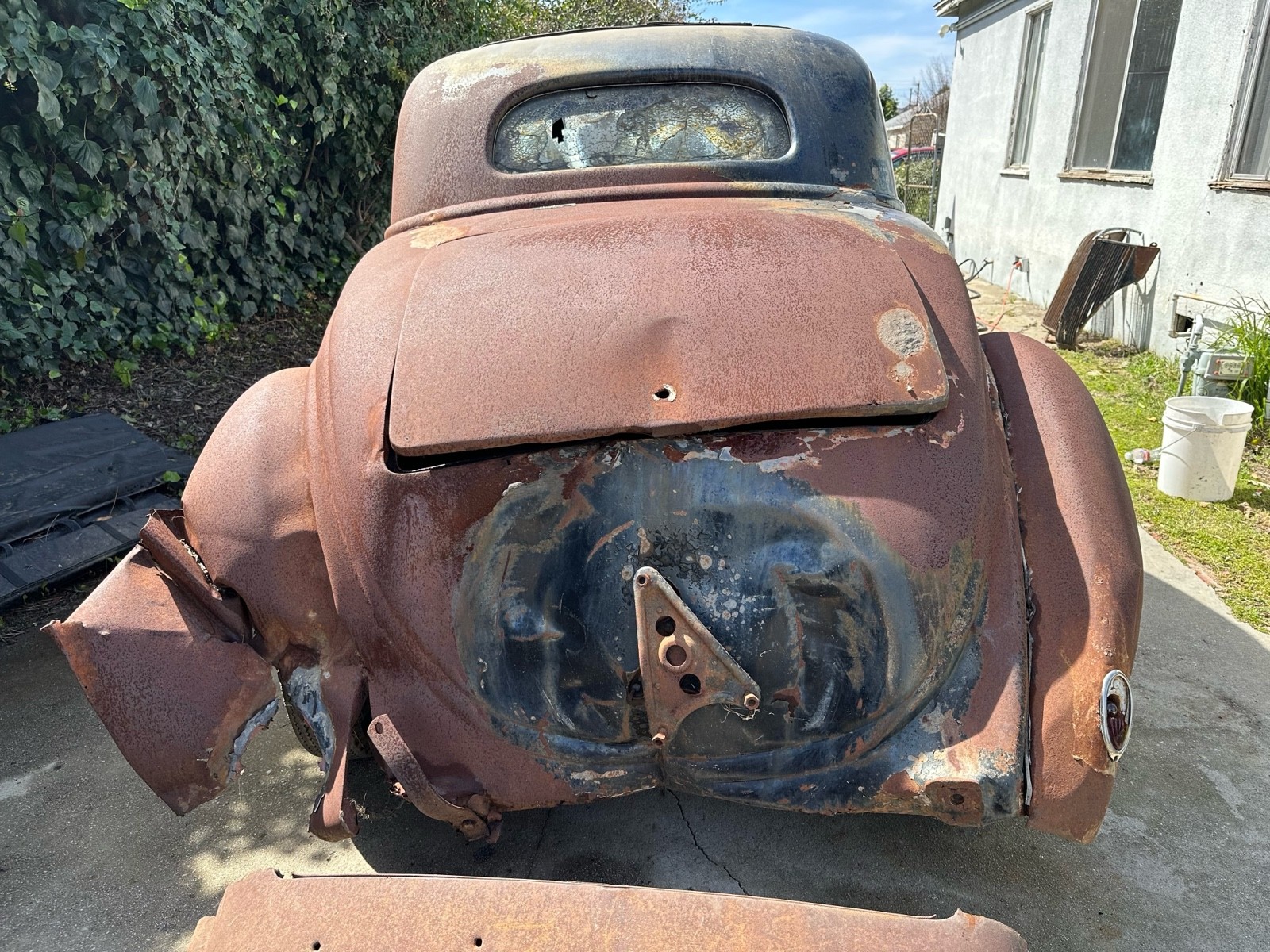 Ford-Model-68-1936-4