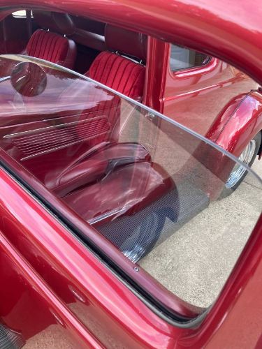 Ford-Model-85-1937-Burgundy-14