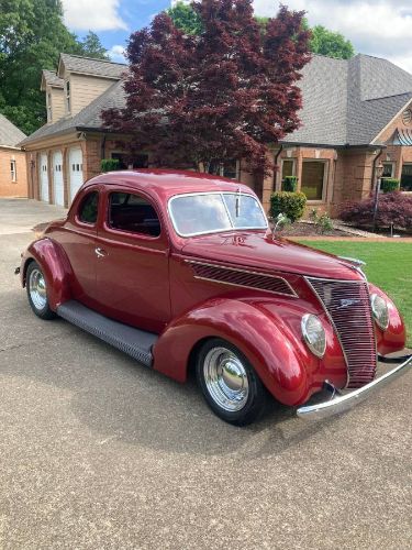 Ford-Model-85-1937-Burgundy-21