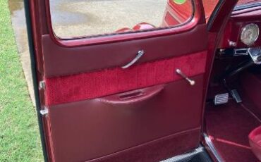 Ford-Model-85-1937-Burgundy-24