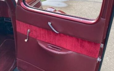Ford-Model-85-1937-Burgundy-9