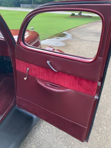 Ford-Model-85-1937-Burgundy-9