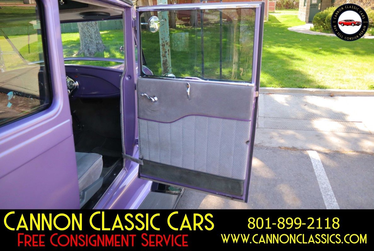 Ford-Model-A-1928-25