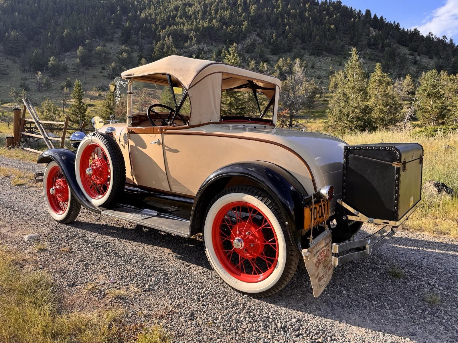 Ford-Model-A-1928-Convertible-2