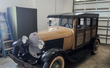 Ford-Model-A-1928-Woodie-wagon