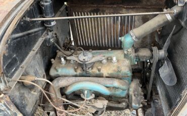 Ford-Model-A-1929-Sedan-10