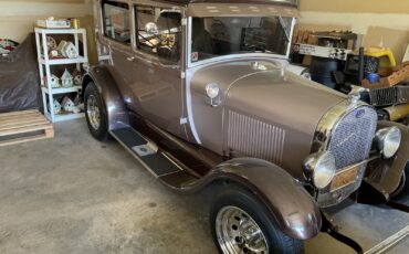Ford-Model-A-1929-Sedan