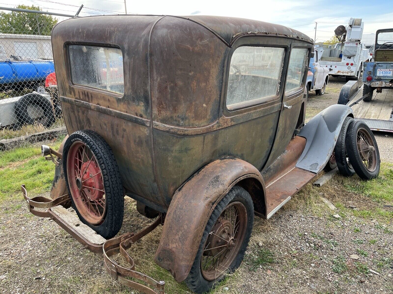 Ford-Model-A-1929-Sedan-4