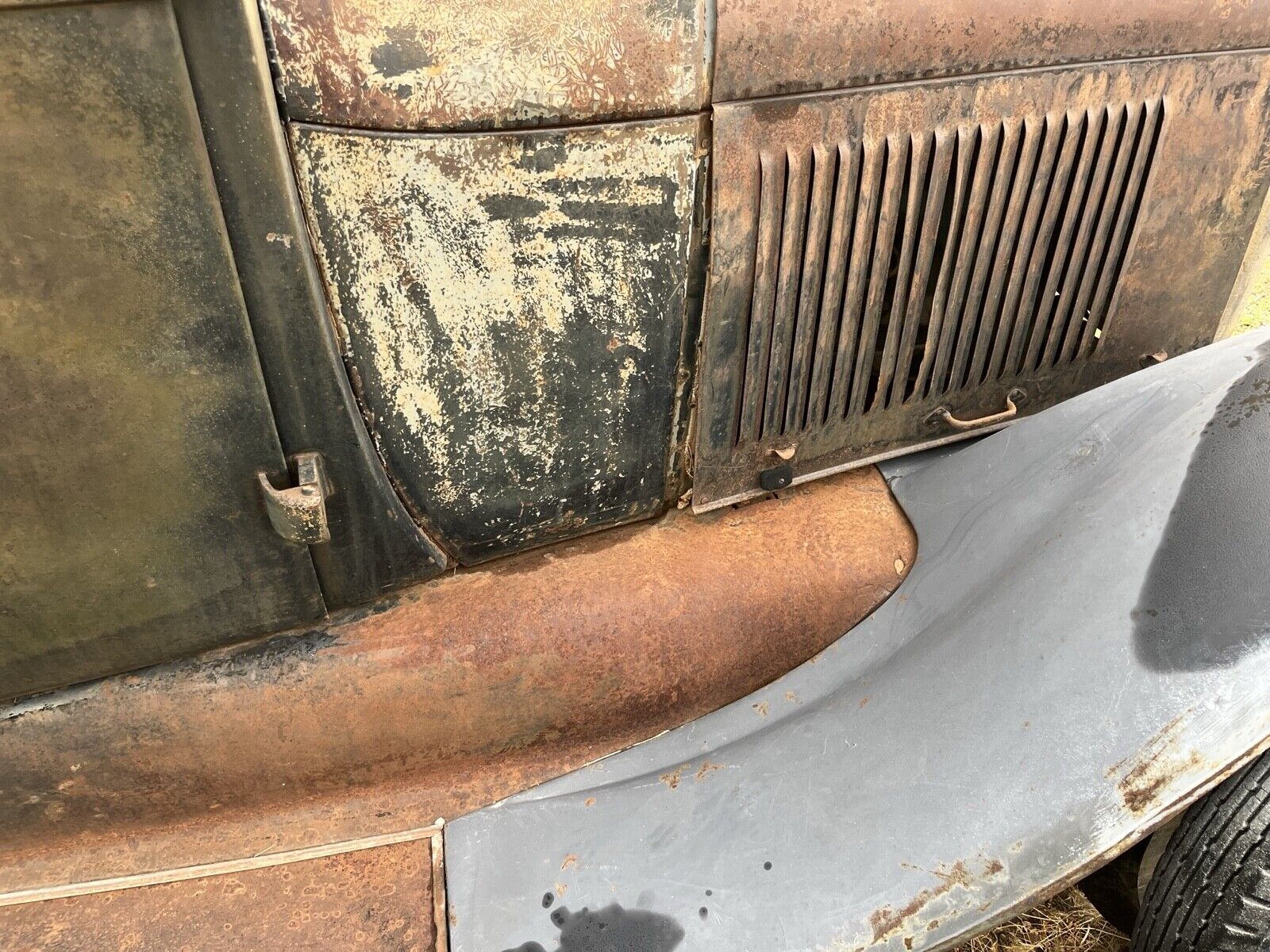 Ford-Model-A-1929-Sedan-6