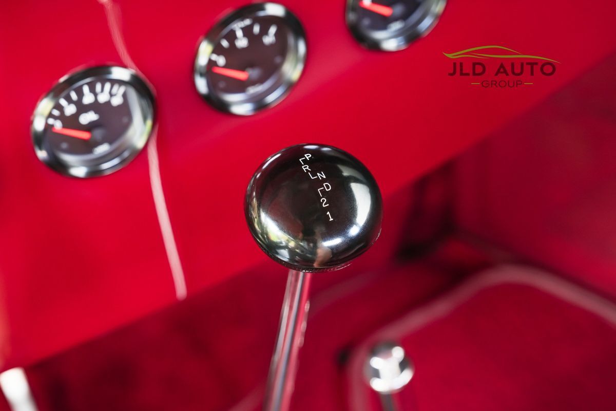 Ford-Model-A-1930-13