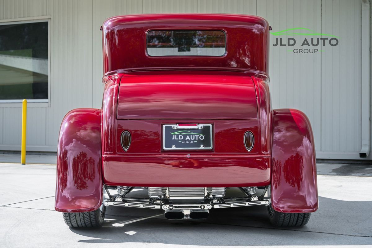 Ford-Model-A-1930-4