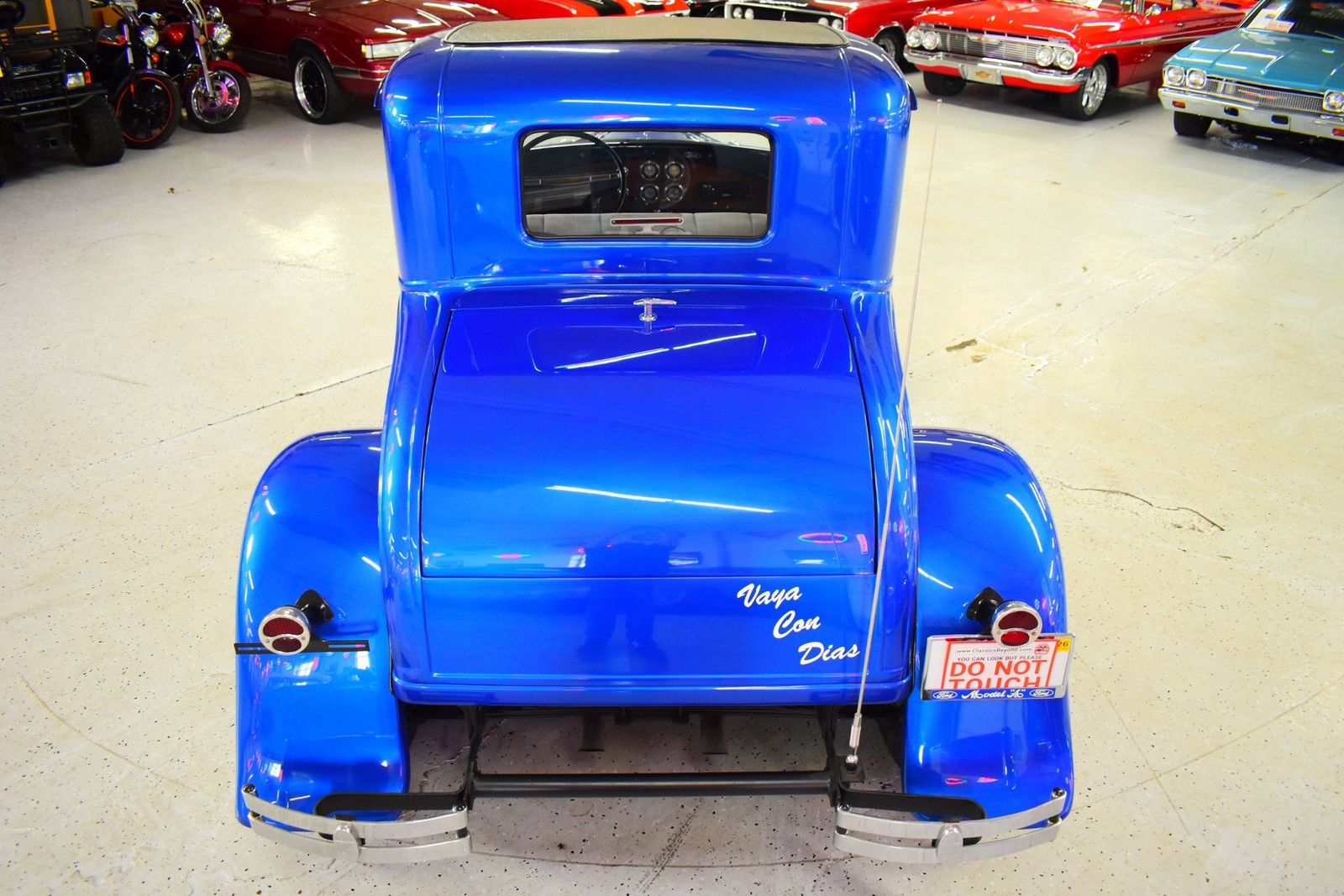 Ford-Model-A-1930-Coupe-12