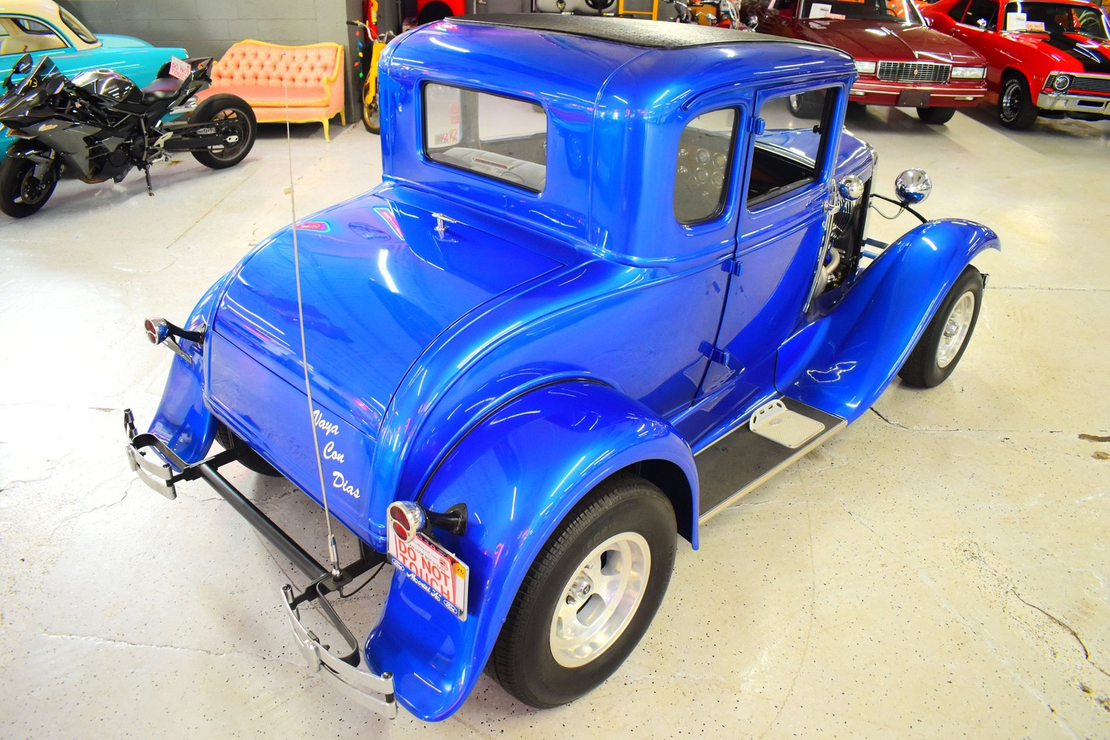 Ford-Model-A-1930-Coupe-9