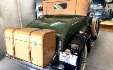 Ford-Model-A-1931-Deluxe-Roadster-16