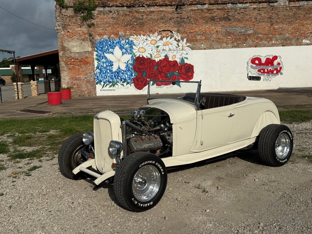 Ford Model B 1932 --