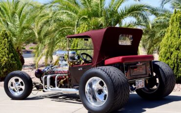 Ford-Model-T-1923-Convertible-1