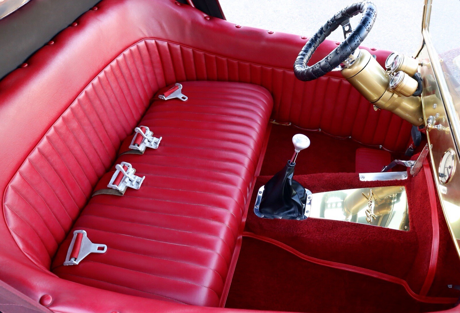 Ford-Model-T-1923-Convertible-12