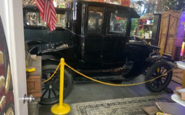 Ford-Model-T-1923-Coupe-1