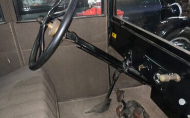 Ford-Model-T-1923-Coupe-10