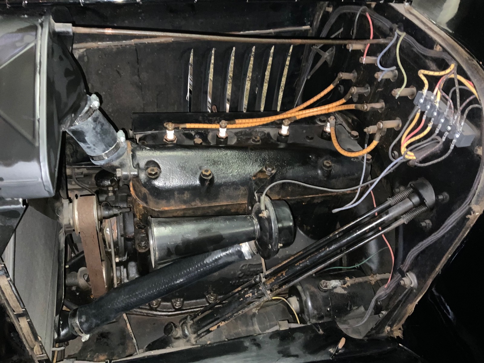 Ford-Model-T-1923-Coupe-20
