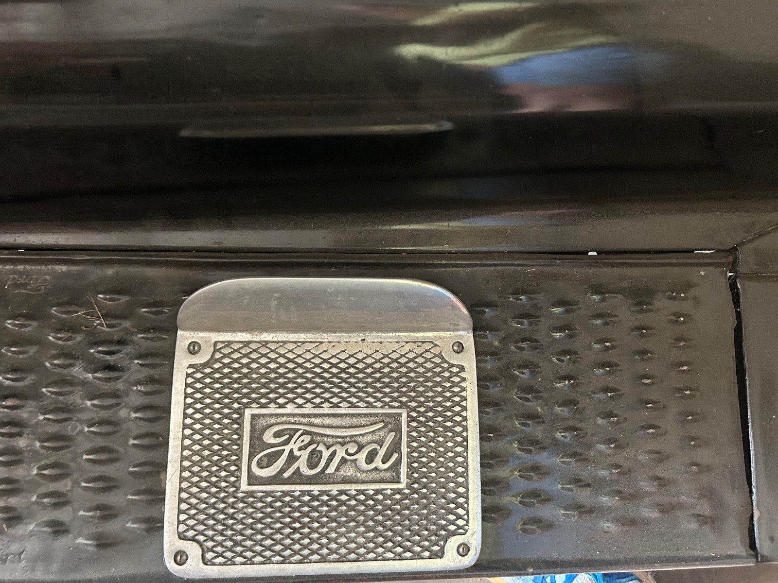 Ford-Model-T-1926-3