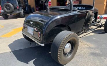 Ford-Model-a-1928-Black-11