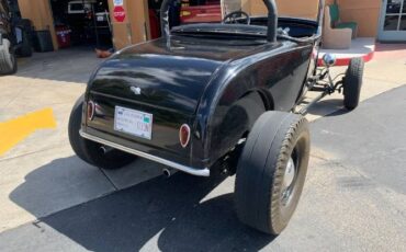 Ford-Model-a-1928-Black-16