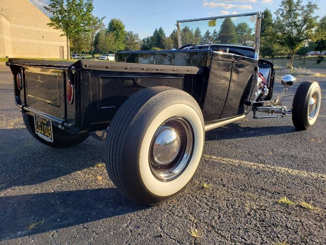 Ford-Model-a-1928-Black-19