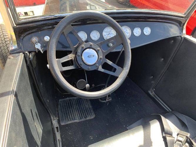Ford-Model-a-1928-Black-7