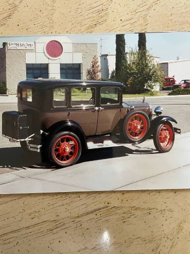 Ford-Model-a-1928-Two-Tone-BlackBrown-1
