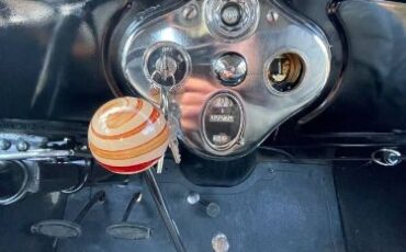 Ford-Model-a-1929-Black-3