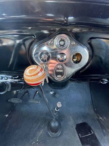 Ford-Model-a-1929-Black-3