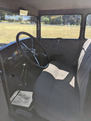 Ford-Model-a-1929-Black-Gray-5