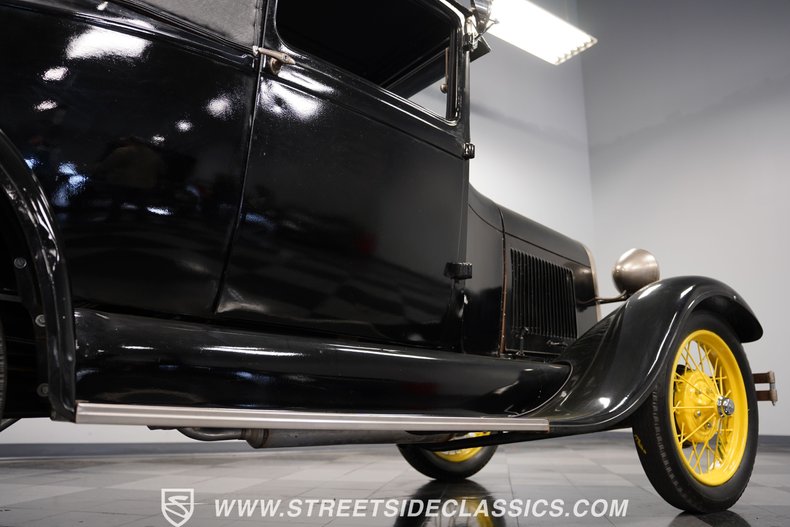 Ford-Model-a-1929-Black-Green-33