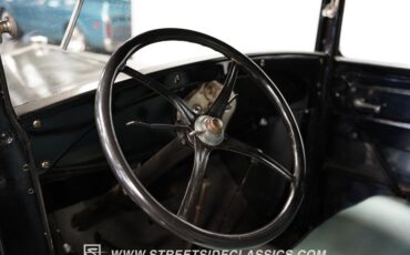 Ford-Model-a-1929-Black-Green-44