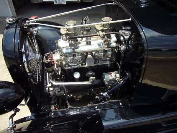 Ford-Model-a-1929-Black-Red-2
