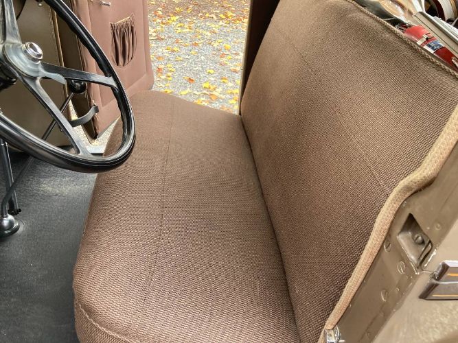 Ford-Model-a-1929-Brown-Brown-13