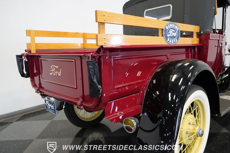 Ford-Model-a-1929-Burgundy-Brown-33